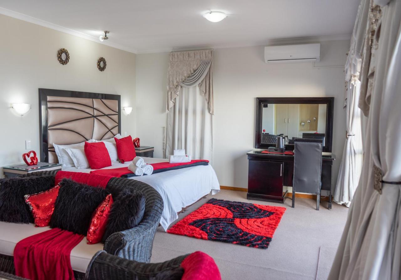 Bar-T-Nique Guest House Mossel Bay Ngoại thất bức ảnh