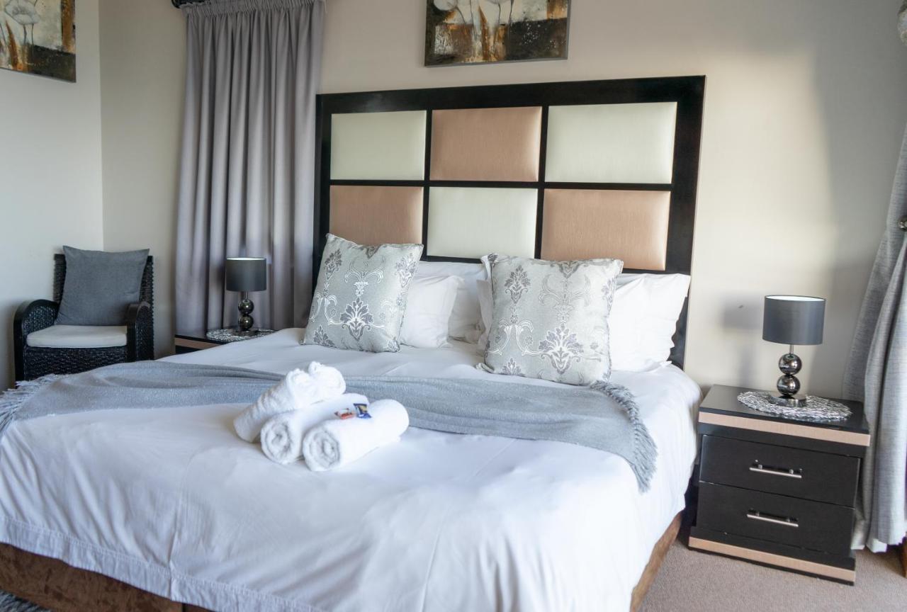 Bar-T-Nique Guest House Mossel Bay Ngoại thất bức ảnh
