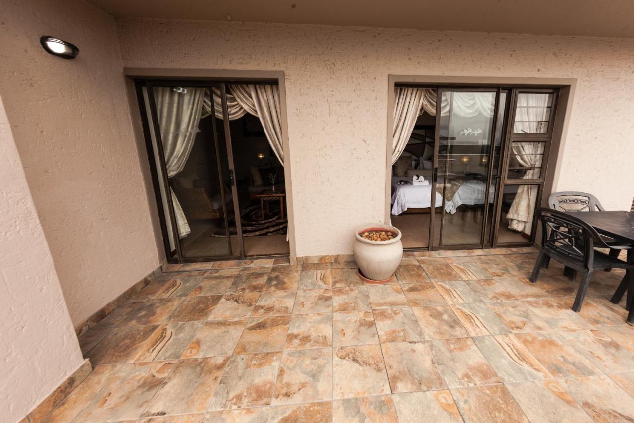 Bar-T-Nique Guest House Mossel Bay Ngoại thất bức ảnh